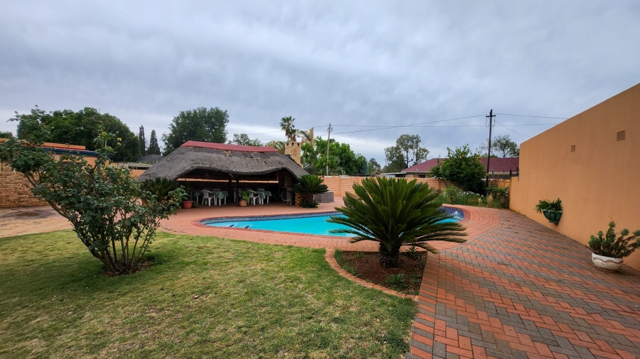 3 Bedroom Property for Sale in Stilfontein Ext 4 North West